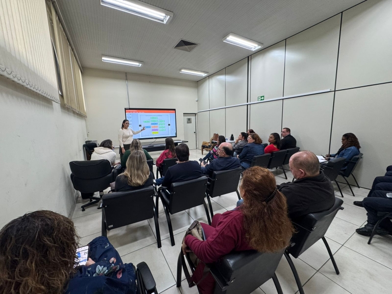 MAIO LARANJA: MONTE MOR AVANÇA NA IMPLEMENTAÇÃO DO FLUXO MUNICIPAL DE PROTEÇÃO INTEGRAL A CRIANÇAS E ADOLESCENTES